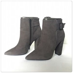 Chunky Heel Pointed Booties Suede